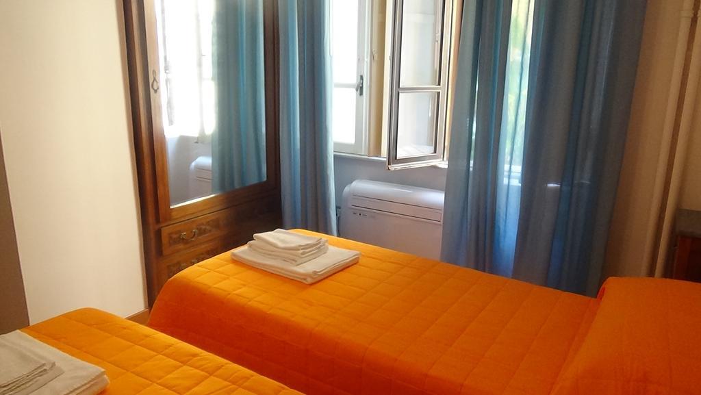 Bed And Breakfast Adduci'S House Рим Екстер'єр фото